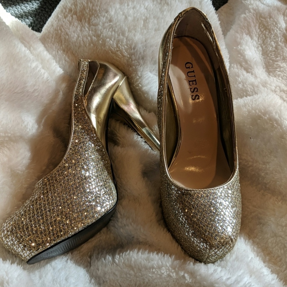 Gold scaled 6inch pumps